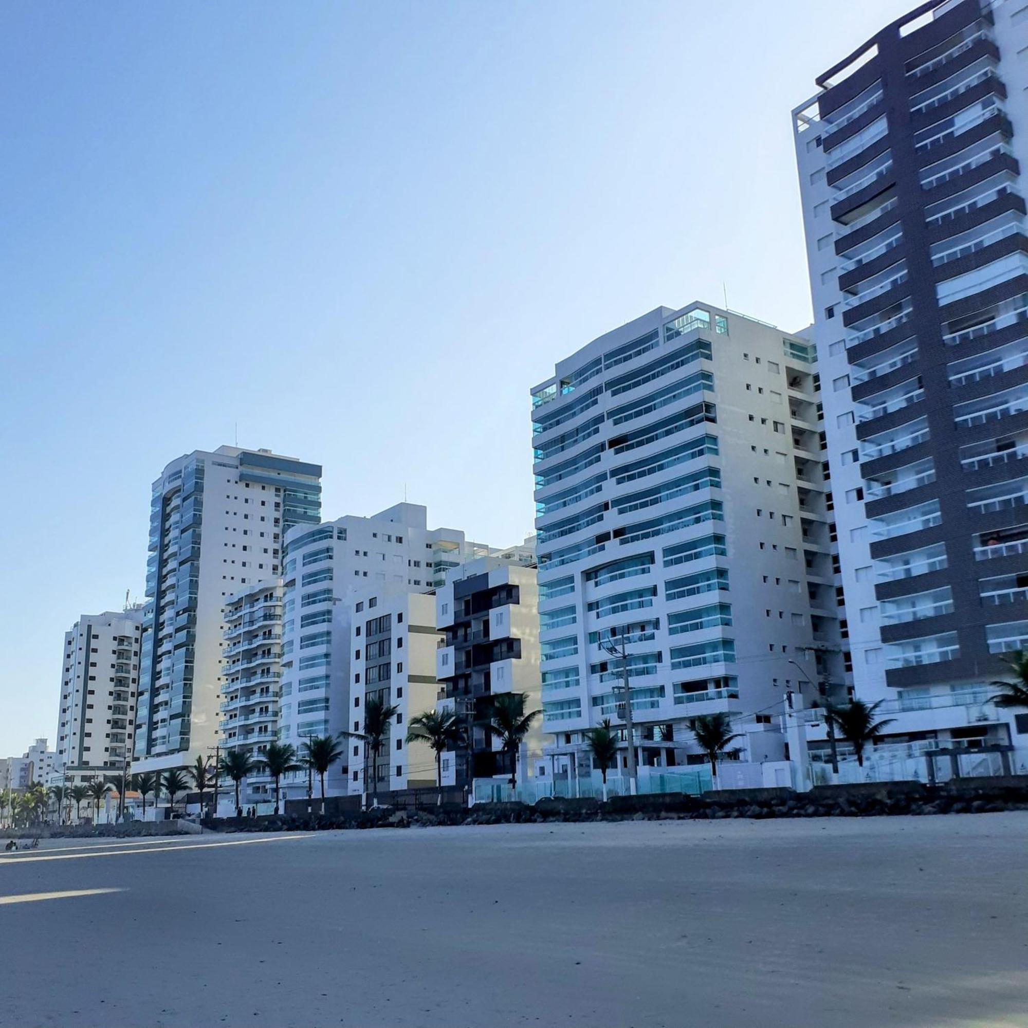 Ap Padrao Pe Na Areia Centro Top Mongaguá Buitenkant foto